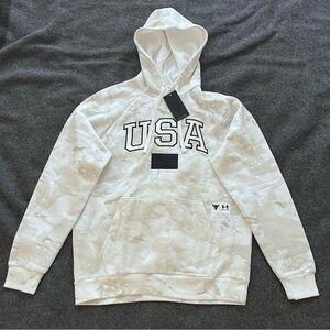 Under Armour Project Rock Veterans Day Camo Hoodie USA Flag 1370971 New